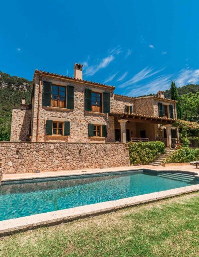Piscina y extrior Cas Galgo